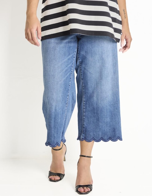 Jeans capri amplio para mujer