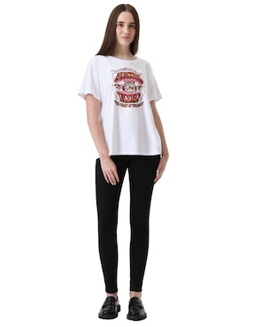 Playera manga corta Levi's cuello redondo para mujer