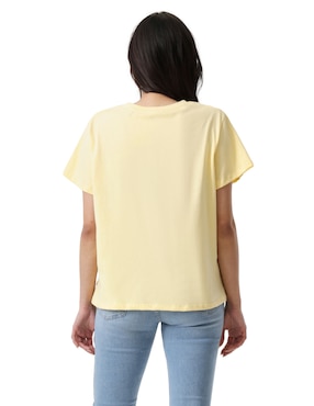 Playera manga corta Levi's cuello redondo para mujer