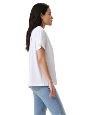 Playera manga corta Levi's cuello redondo para mujer