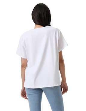 Playera manga corta Levi's cuello redondo para mujer