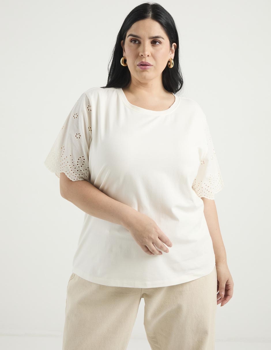 Playera manga corta cuello redondo para mujer