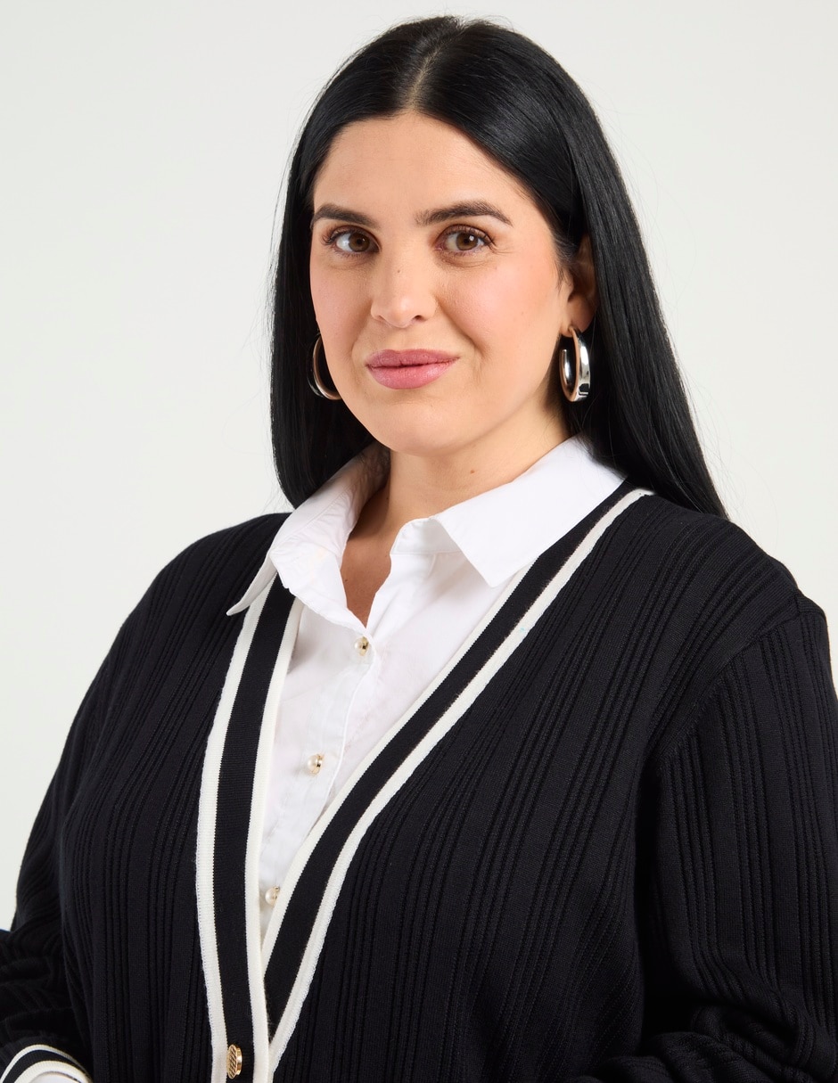 Suéter cuello V para mujer 4